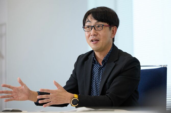 鈴木 貴雄（すずき・たかお）