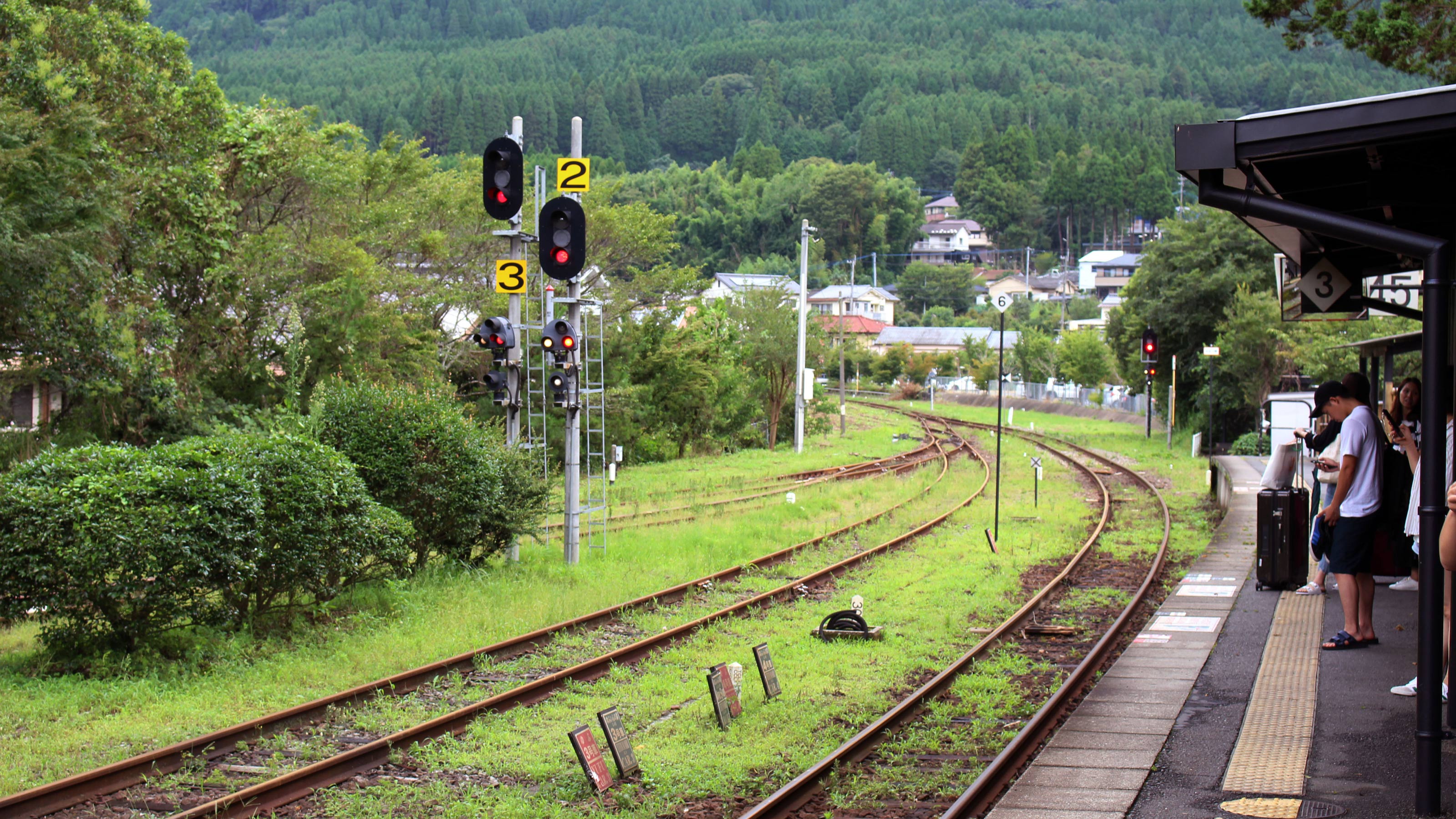 1年以内に鉄道会社の半分が潰れる コロナ禍に進行する 交通崩壊 の深刻さ 地域の足 をこのまま見捨てるのか President Online プレジデントオンライン