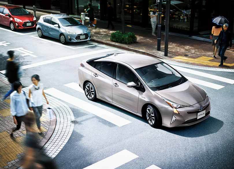 「高齢者がプリウスで誤発進してしまうのはシフトが原因」は本当か？