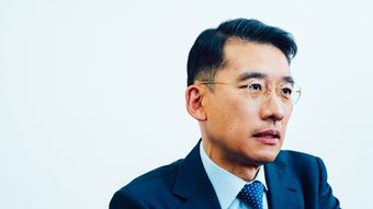 ユニクロ､GUにはない戦法で｢若者が買うアパレル｣に急成長…セカストが｢500円の服｣でも儲かる本当の理由