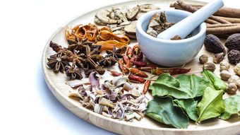 あなたvs花粉症｢漢方薬と柑橘類が症状緩和に役立つ｣