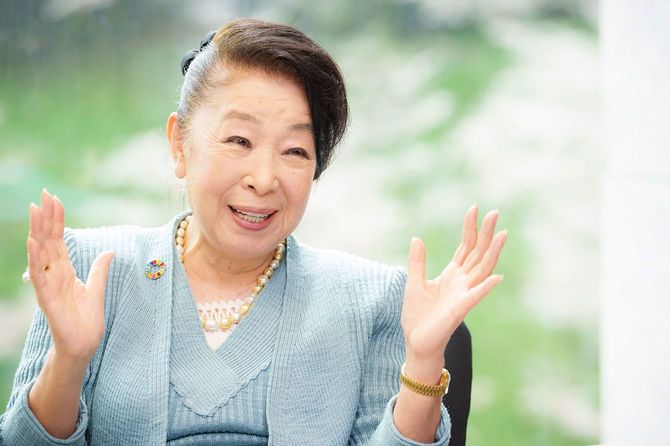 ダイヤル・サービス社長　今野由梨さん。