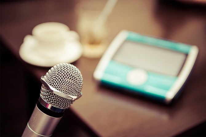 カラオケマイク