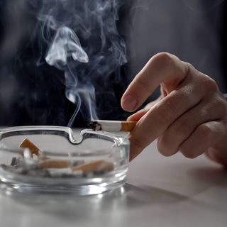 なぜ喫煙者はコロナに感染しづらいのか 広島大学が発見した意外なメカニズム 重症化リスクは高くなるのに President Online プレジデントオンライン