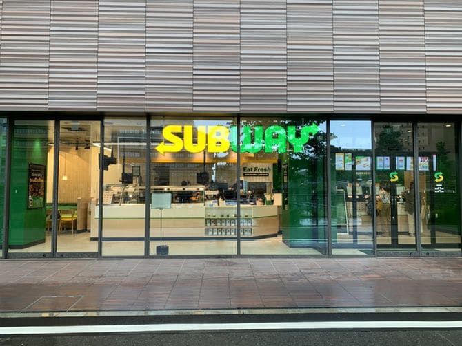 サブウェイ ヨコハマベイサイド本店