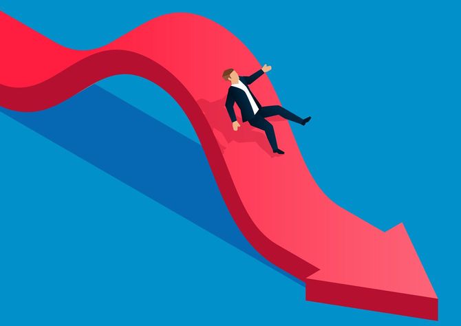 矢印を滑り落ちていくビジネスマン