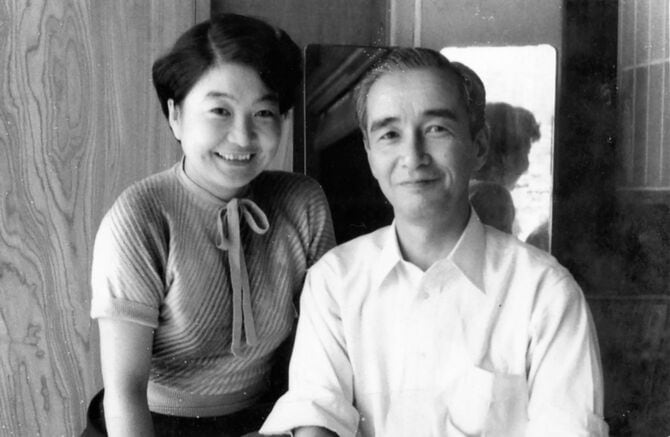 三淵嘉子、乾太郎、官舎にて(1956年)