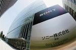 ソニーは、2009年3月期連結決算の営業損失が約2278億円と過去最大の赤字となり、苦境に立たされている。