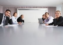 大人数の会議は"バカと暇人のもの"である