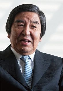 <strong>テレビ朝日社長 早河 洋</strong> はやかわ・ひろし●1944年、山梨県生まれ。67年中央大学法学部卒業、テレビ朝日入社。85年チーフプロデューサーとして『ニュースステーション』を立ち上げる。96年編成局長、97年報道局長、99年取締役、2001年常務、05年専務、07年副社長。09年より現職。