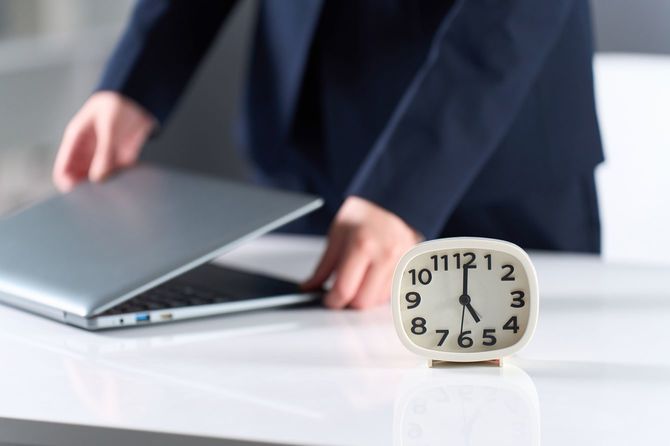 17:00に仕事を終えて退社