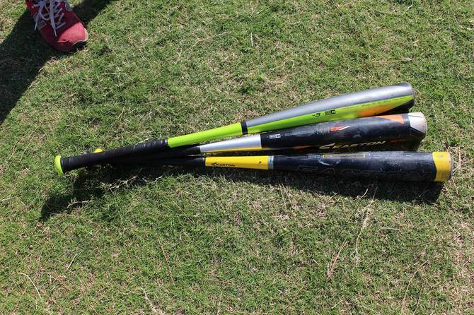 アメリカで使われているBBCOR規定の金属バット