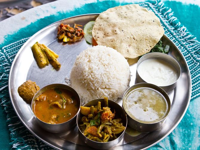 ネパールの食事