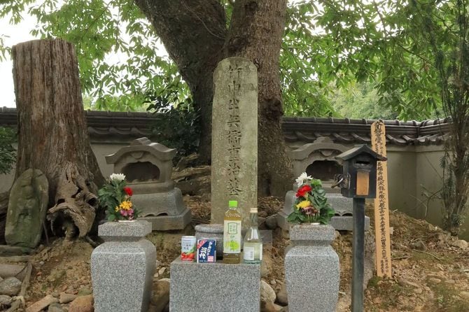 竹中半兵衛の墓