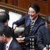 だから酒が飲めなくても安倍晋三は愛された…会計でも注文係でもない"下戸しかできない"飲み会の超重要役割