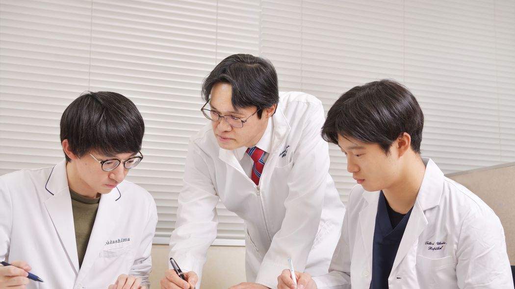 20分で1000回の糸結び…手術経験10例なのに世界的名医を認めさせた心臓外科医が武器にした"日本人の資質"