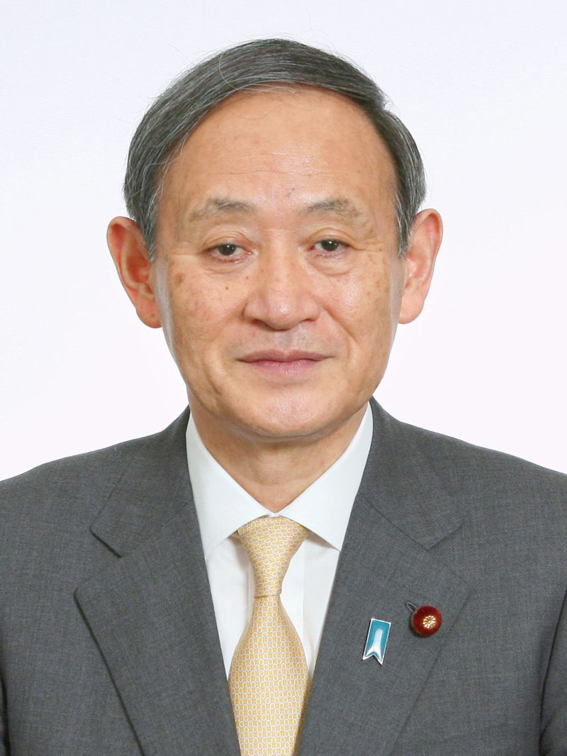 菅義偉氏