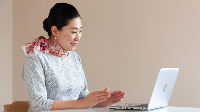 オンライン面談をする高田さん