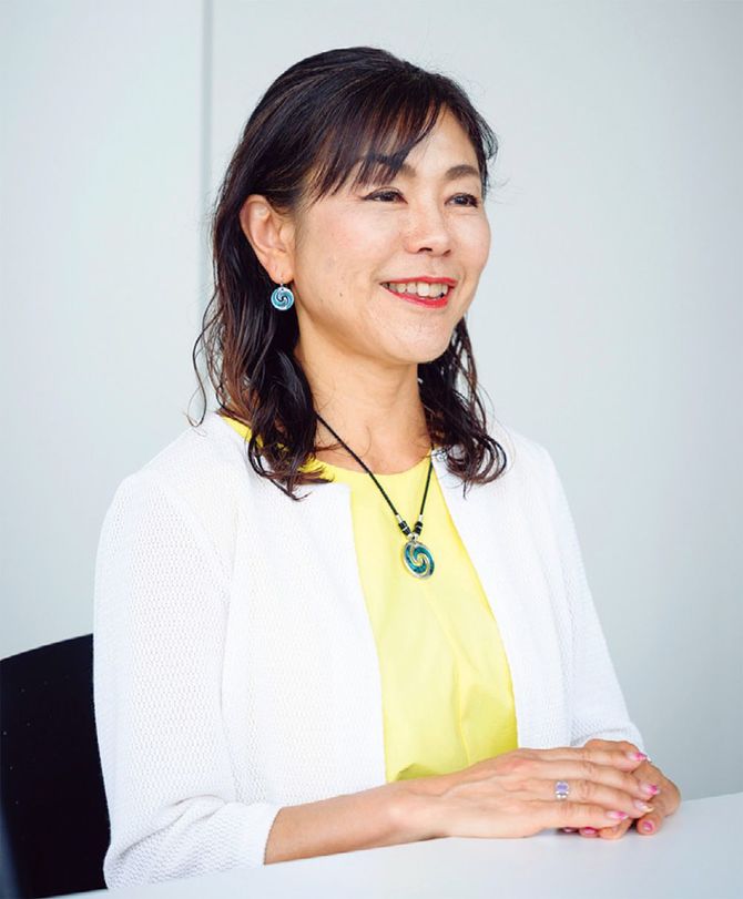 濱田まゆみさん 流通科学大学准教授。作家。翻訳者。研究分野は英語教育など。科学的根拠に基づく自己実現法を英語教育に組み込んだ独自のメソッドを開発。近著に『世界を友だちにする 英語キッズの育て方』（アルク）。
