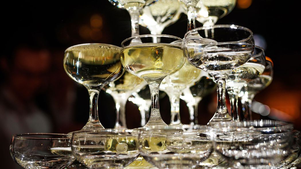 コンビニで｢3万円のドンペリ｣が売れるのは日本だけ…｢悪魔のワイン｣を｢世界一高い泡｣に変えた驚きの方法