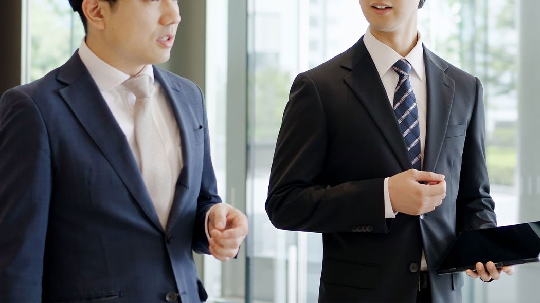 ｢なるほど｣と最後まで聞くのは逆効果…話がダラダラ長い人との会話を強制終了させる"ズルい相槌"