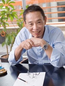 <strong>大島征夫●クリエイティブ・ディレクター</strong><br>「電通に大島あり」といわれた名物ディレクター。トヨタやJR東日本、KDDIなどを担当。長塚京三が登場するサントリー「オールド」の広告など記憶に残る作品が多い。現在はdof社長。