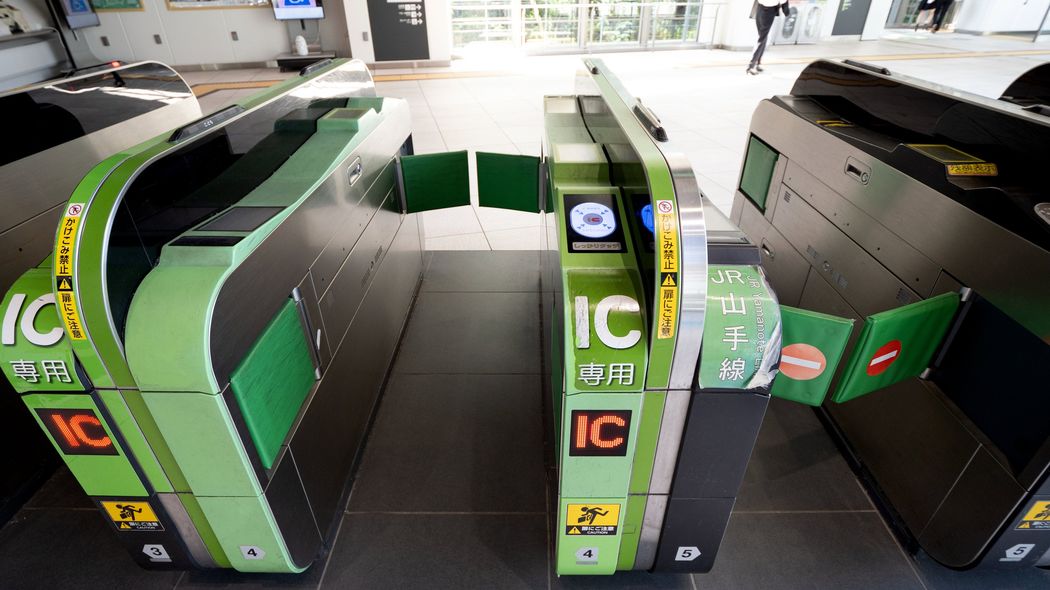 Suicaペンギンの次は｢Suicaタッチ｣からも卒業…JR東日本が2027年春から都内で試す｢手ぶら改札機｣の正体