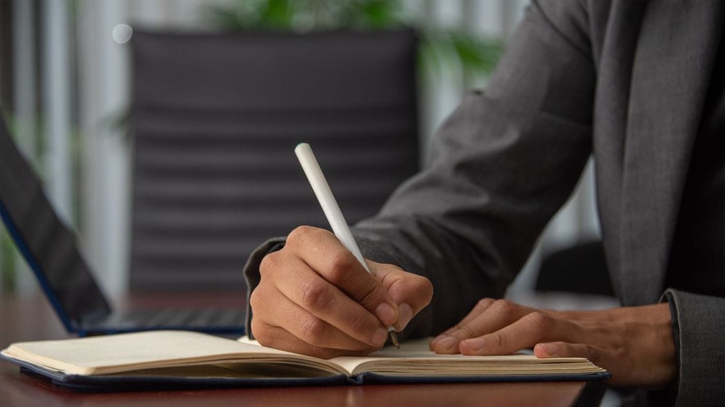 バリバリ成果を上げる上司はノートにコレを書いている…｢たった一つのスキル｣から顧客を爆増させる方法 能力の棚卸しは｢表現｣と｢貢献｣に分ける