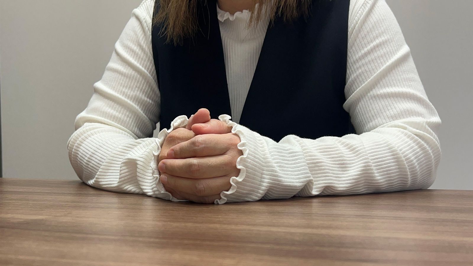 ｢ヤリス｣と｢息子の貯金｣を捧げて借金500万円…愛媛､神戸のホストが｢年収200万円の中年シンママ｣を狙った理由 歌舞伎町とは違う｢地方の搾取構造｣がある
