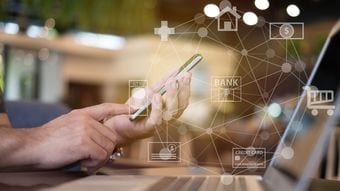 SNSで｢リアル家計簿｣を見せる人が増えた理由