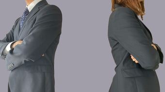 勤務先で不正を目撃したとき､｢内部告発｣と｢見て見ぬフリ｣､本当に得をするのはどちらか?