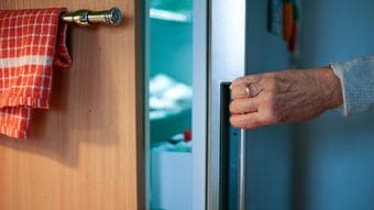 医師には即座に止められそうなのに…101歳まで現役を貫いた薬剤師が､自宅で毎晩口にしていた｢意外な飲み物｣