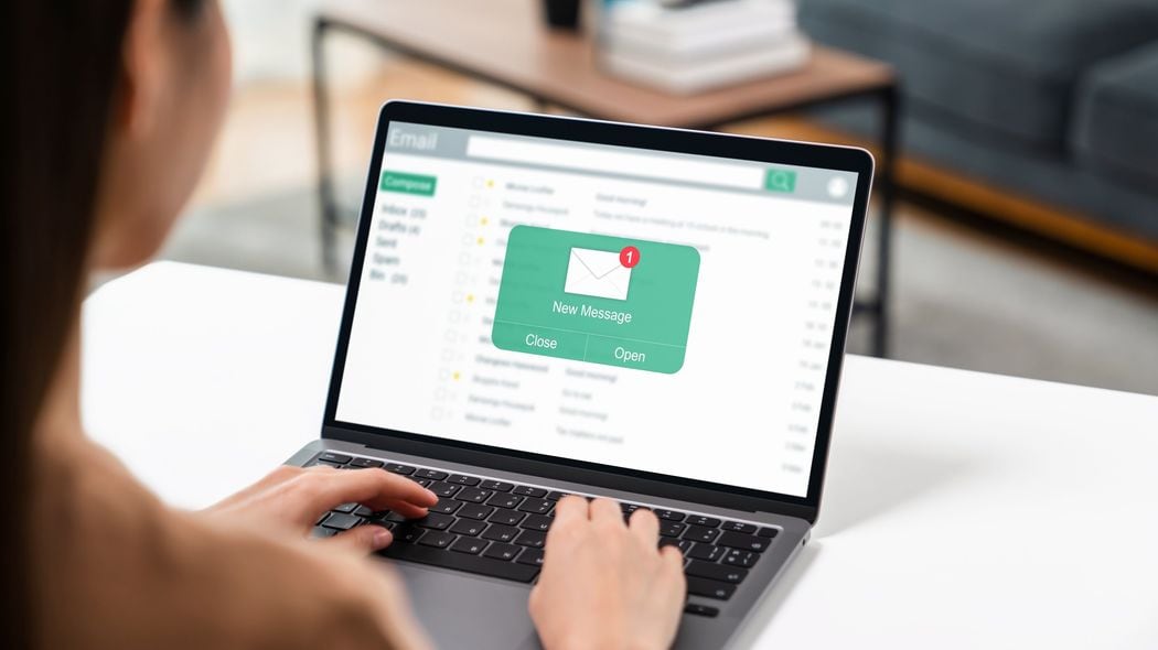 ｢承知しました｡よろしくお願いします。｣より効果的…相手に好印象を与える｢ビジネスメールの文面｣ ムダに見える｢時候の挨拶｣の効果