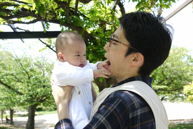 玉置太郎氏と幼い息子