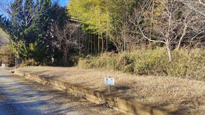 地価下落の事実は受け止めていても、具体的な相場観を持ち合わせていない所有者は少なくない。（千葉県富里市十倉）