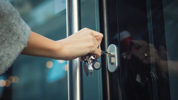 写真=iStock.com/LumineImages