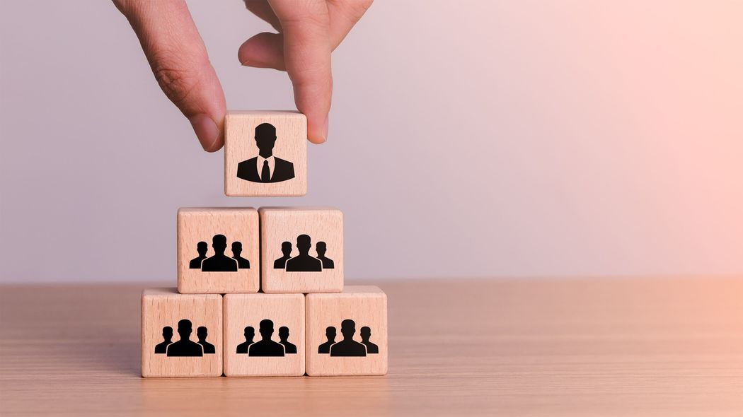 ｢自分はリーダーに向いている｣と思っている人ほどチームに悪影響…自己評価とリーダー資質の意外な共通点 ｢あのリーダーに出会えて幸せだった｣と部下が思う上司とは…