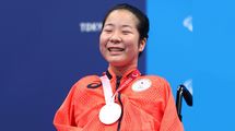 ｢両腕のない競泳選手｣14歳･山田美幸を最年少メダリストに導いた"亡き父親の言葉"