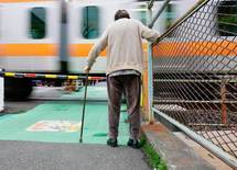 年10万人 なぜ介護離職に追い込まれるか