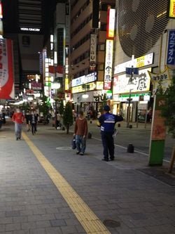 キャッチ追放と自粛を訴えるも相手にされず