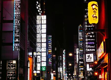 夜の銀座で キモ男 と認定されるng行動 人をおとしめるジョークが大好き President Online プレジデントオンライン