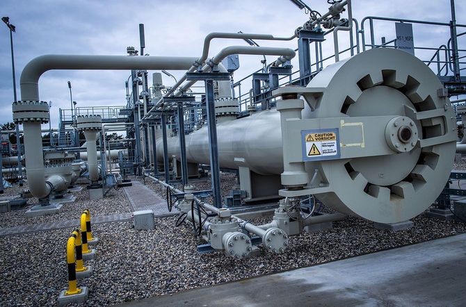 ドイツ北東部・ルブミン（Lubmin）にある「ノート・ストリーム2」のガス揚陸ステーション。ルブミンには旧東ドイツに6基あった原子炉のうち5基があり、現在も廃炉作業が続いている。