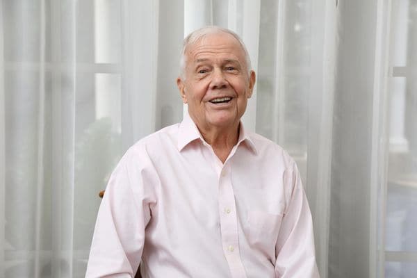 コロナ相場で変えた自身のポートフォリオについて語ってくれたジム・ロジャーズ氏。（撮影＝原 隆夫）