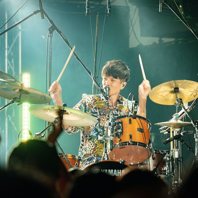 ライブでの様子。活動休止の発表からRADWIMPSのステージに戻るまでには、3748日もの歳月がかかった。