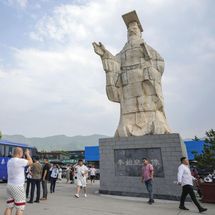 だから中国史上初の天下の皇帝まで上り詰めた…『キングダム』モデル秦の始皇帝50年の波乱万丈ネバギブ人生