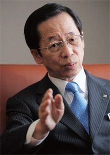 <strong>東京ガス社長 岡本毅</strong>●1947年9月23日、京都府生まれ。70年、一橋大経済学部卒、東京ガス入社。2004年、企画本部長。07年、副社長、10年4月、現職。