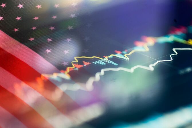 株価動向とアメリカの国旗