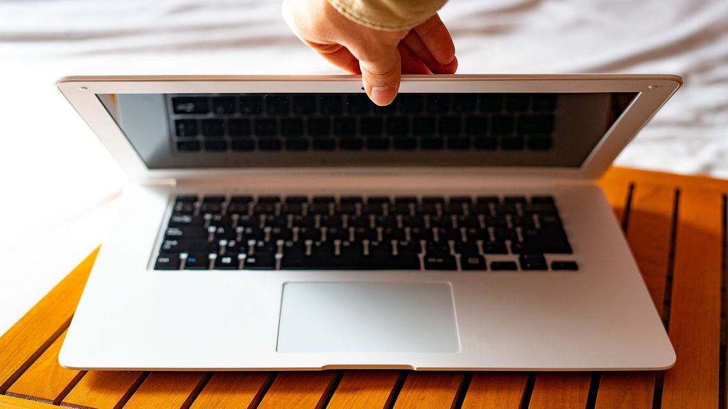 ｢パパの仲良しはママじゃないの?｣愛人との"リモート会議"に夢中になった夫の末路 4歳娘が目撃"最低な浮気のバレ方"