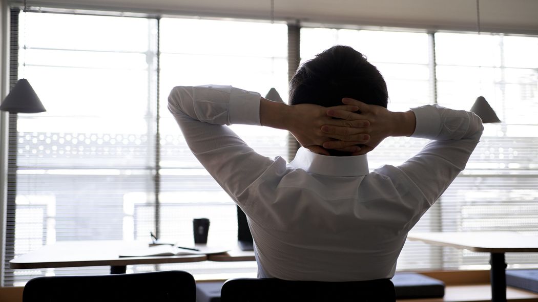 だから日本は経済大国から凋落した…｢忙しいふりをするおじさん社員｣ばかりが職場に居座っている皮肉な理由 やる気重視の風土が｢やる気のなさ｣を隠している