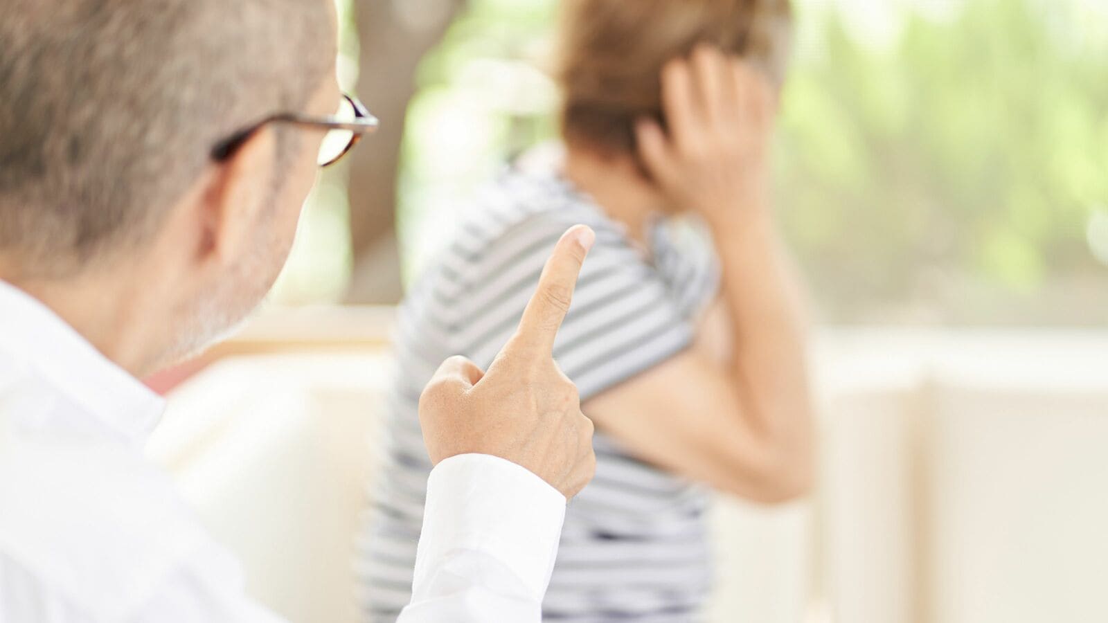 ｢財産を独り占めするつもりか｣90代の老夫婦を献身介護する78歳姪にぶつけられた疎遠な親族のひとこと 約500万円の通帳をみて｢なんじゃ､それっぽっち?｣